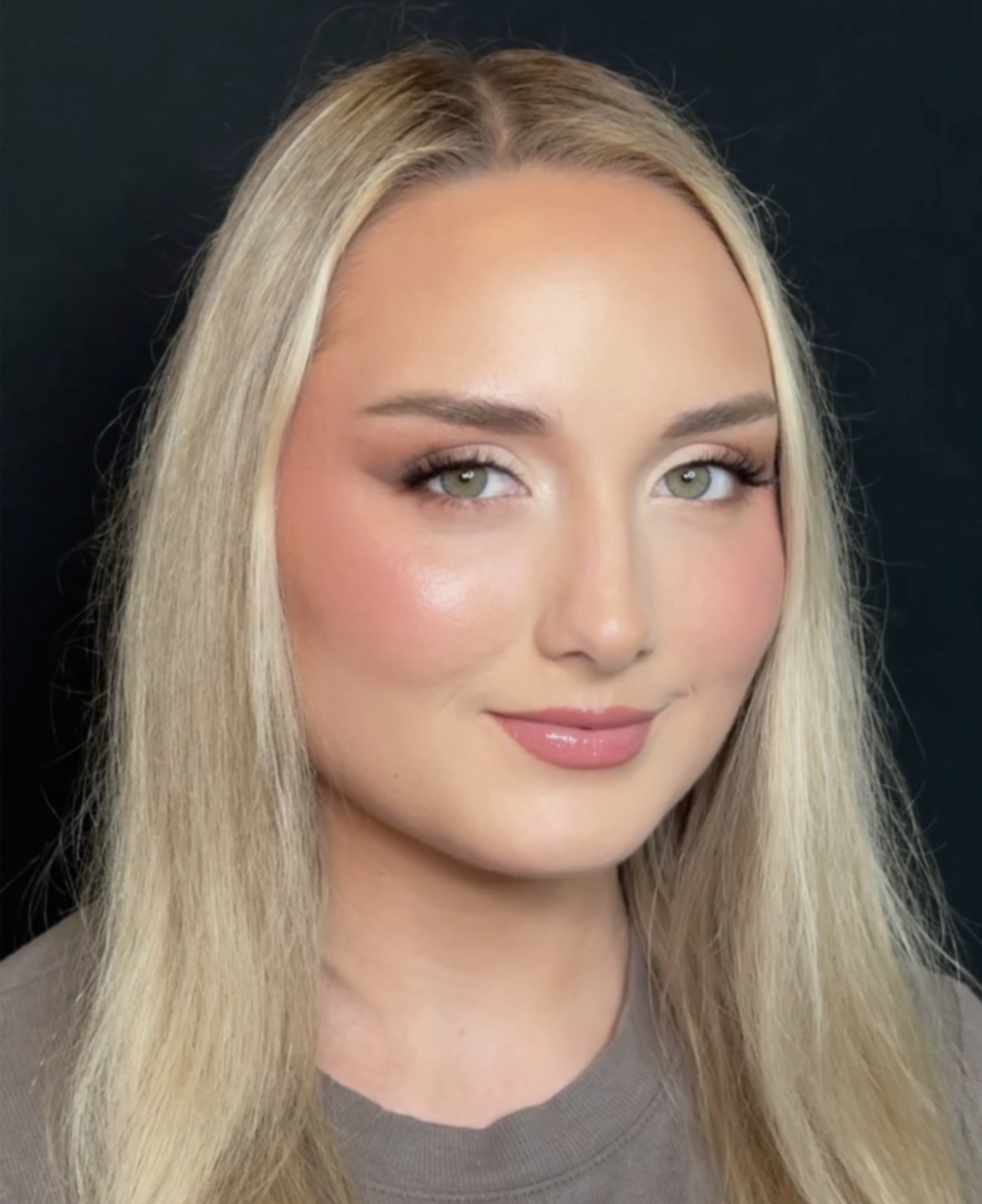 Neutral glam makeup with soft smoked eyes and glossy lips
